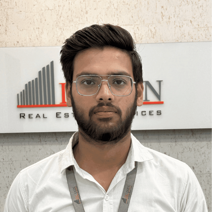 Yash Verma, Sales Trainee